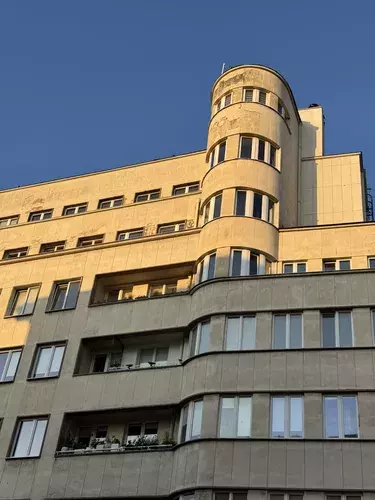 modernism. plik: tlusta-mewa-apartament-gdynia-modernizm-unesco-13.webp