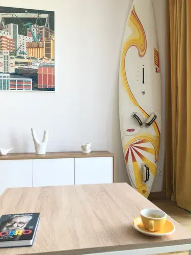 gallery. plik: Tlusta-Mewa-Sea-View-Gdynia-apartament-wakacyjny-z-widokiem-na-morze-w-sercu-gdyni-10.webp