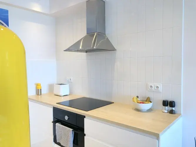 gallery. plik: Tlusta-Mewa-Sea-View-Gdynia-apartament-wakacyjny-z-widokiem-na-morze-w-sercu-gdyni-17.webp