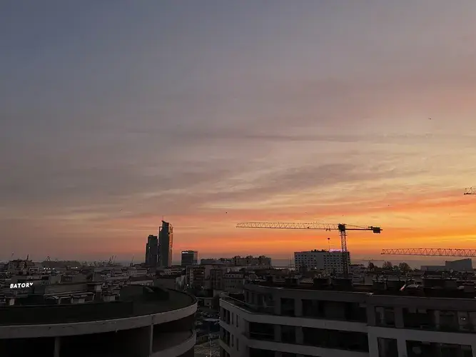 gallery. plik: Tlusta-Mewa-Sea-View-Gdynia-apartament-wakacyjny-z-widokiem-na-morze-w-sercu-gdyni-35.webp